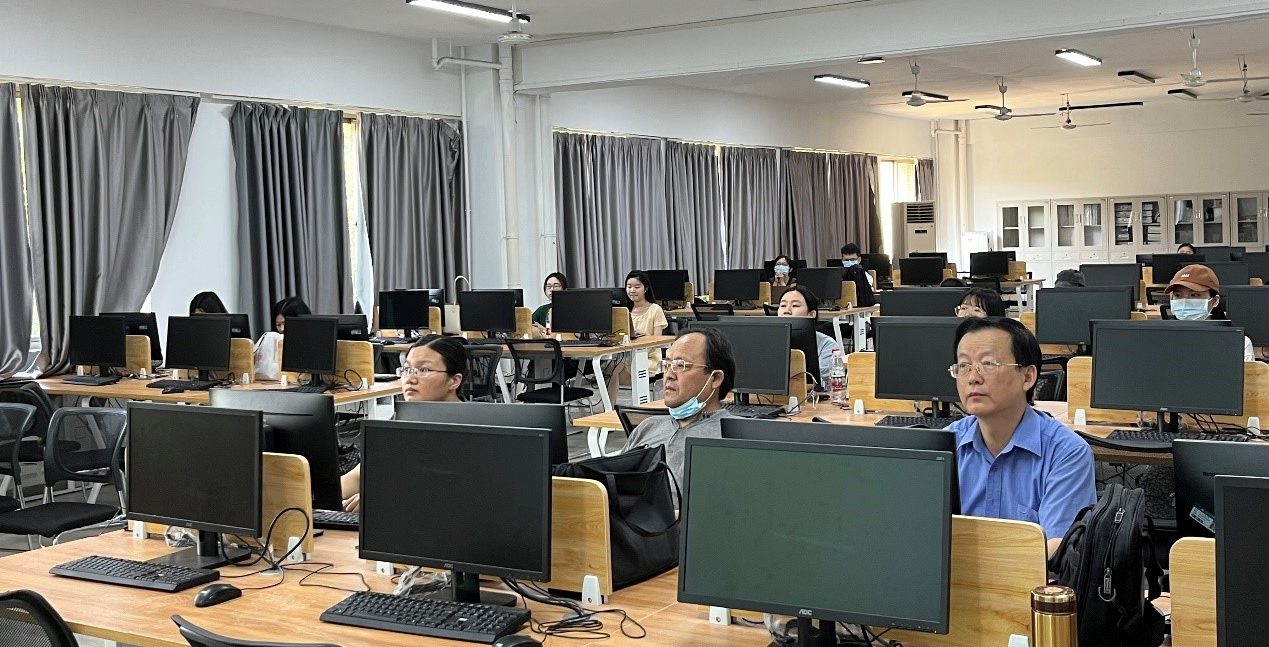 精进勤修，时刻莫忘 | 学校经济与管理学院举办“如何备好一次课”和“一堂示范课”磨课活动