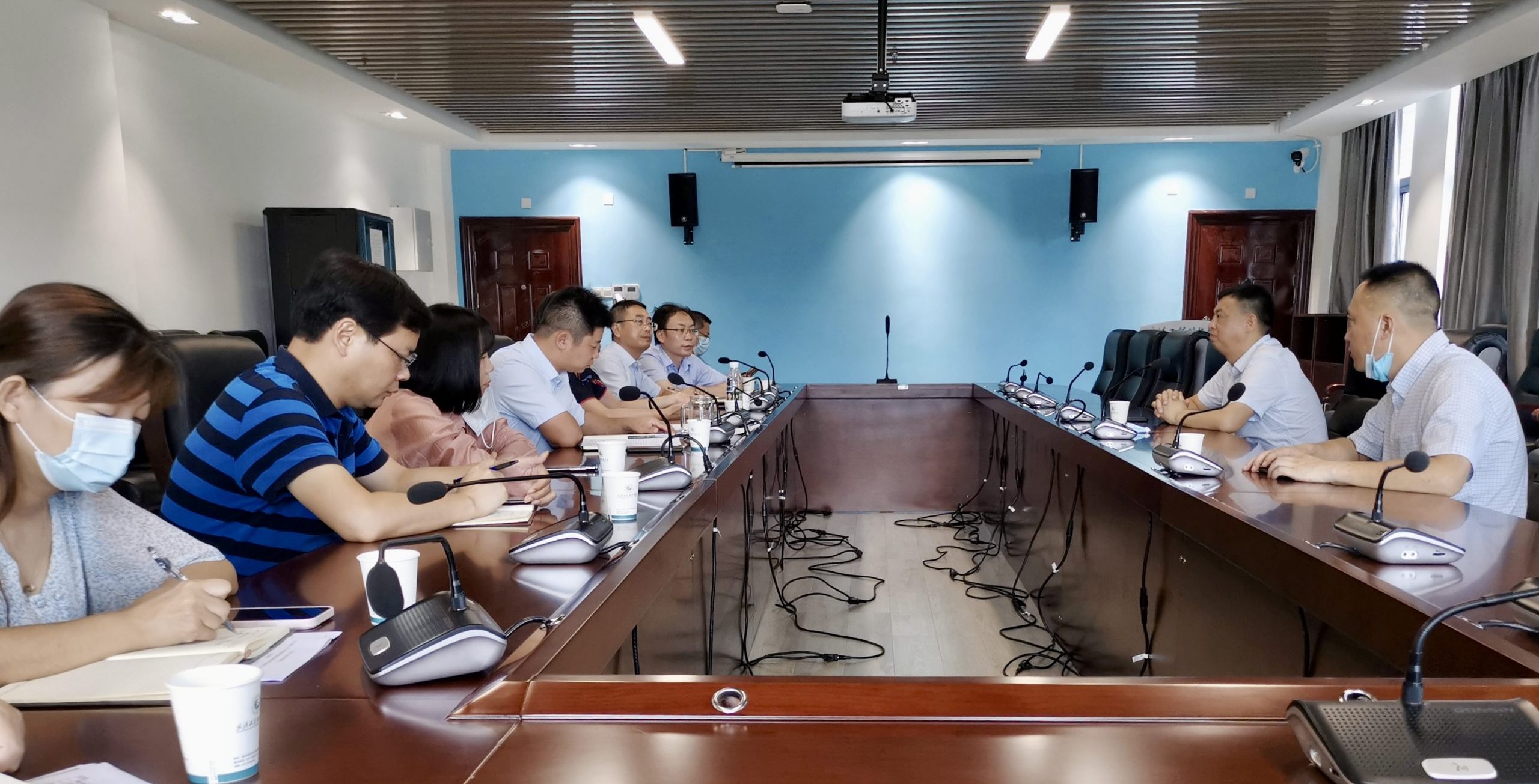 江夏区领导来我校检查指导秋季开学疫情防控工作