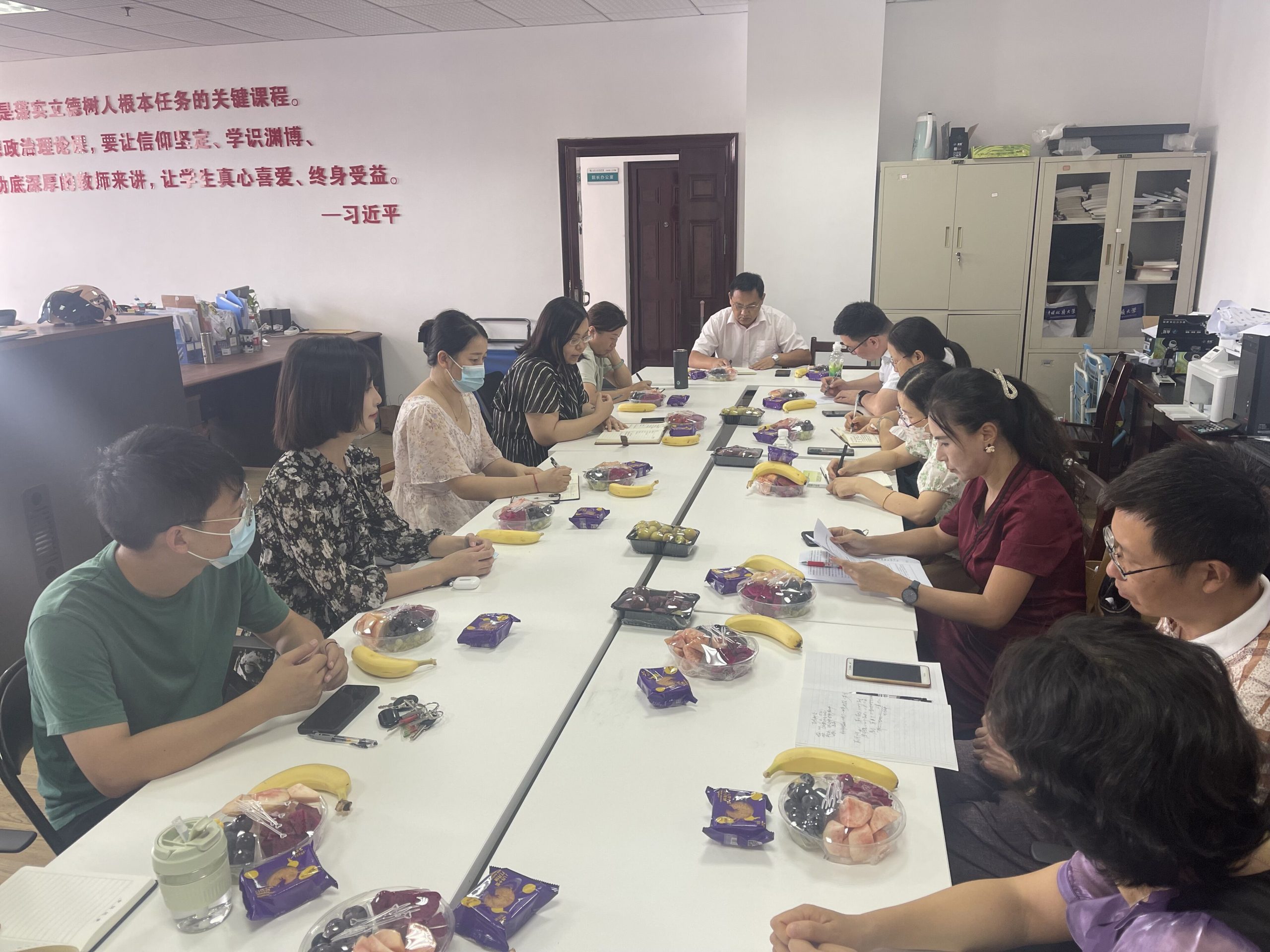 立德初心 勇担使命————马克思主义学院开展教师座谈会