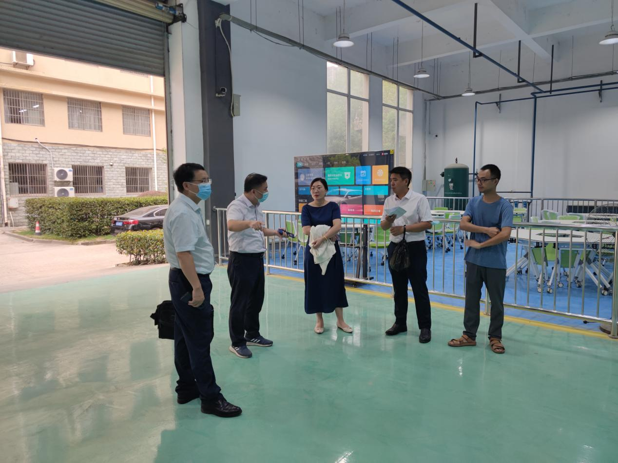 信息工程学院实验中心开展秋季开学前检查工作