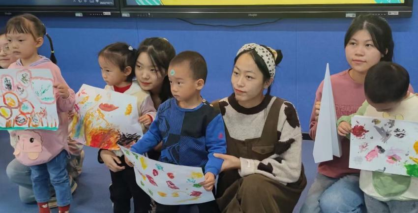 笃学践行，厚德精技 人文学院教育系持续开展“小树苗”幼稚园活动