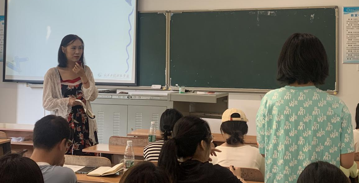 在武工院“栽花种草”的她，你见过吗？