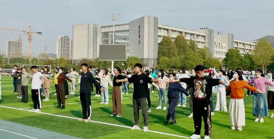 凝心聚力共奋进 培根铸魂育新人 武汉工程科技学院组织开展辅导员素质拓展活动