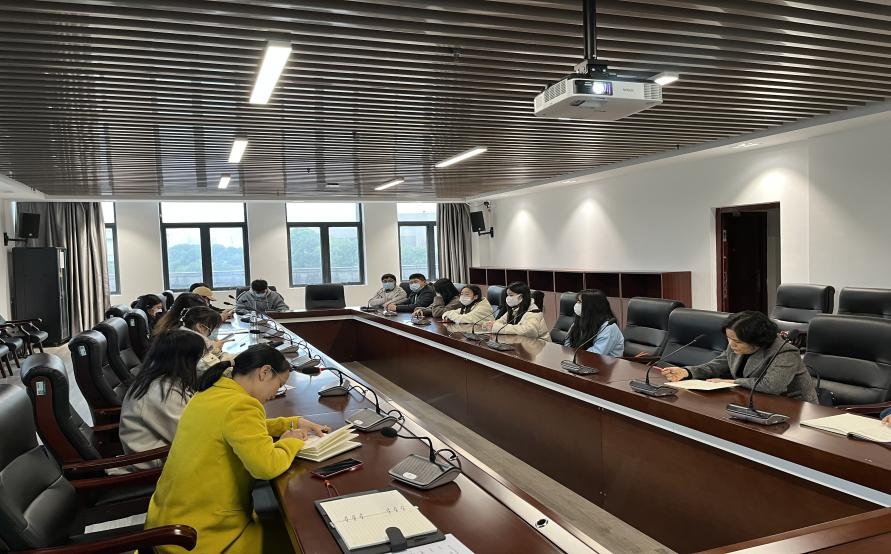 师生座谈 共叙发展  ——“原理”课教研室召开课程师生座谈会