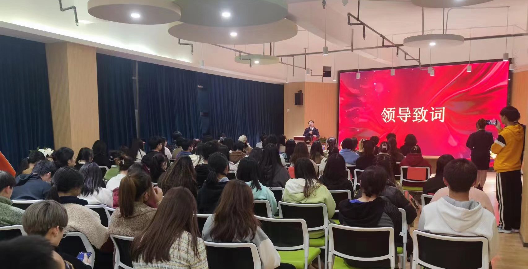 有“园”相聚，共见成长