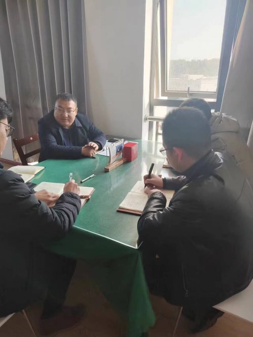 经济与管理学院召开领导班子研讨会议