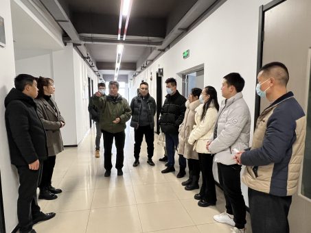 学校开展2022-2023-2学期实验室安全检查及教学准备工作