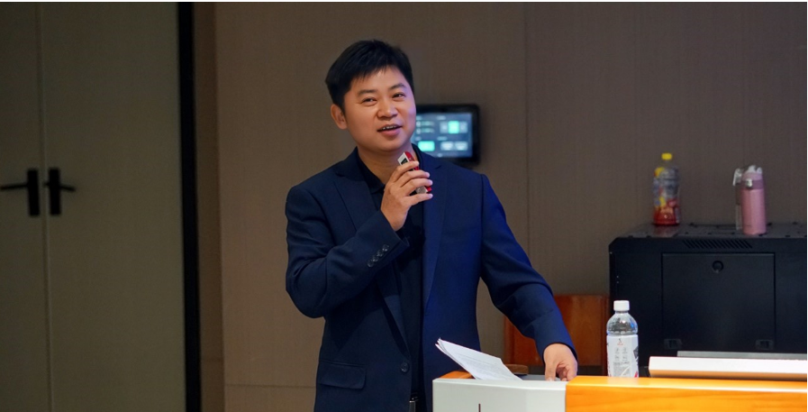 走上讲台，深入课堂 | 全体校领导为学生讲思政课