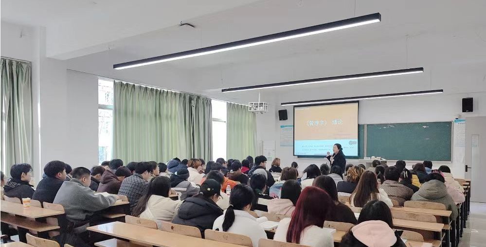 《狂飙》在武工院课堂引发价值观大讨论