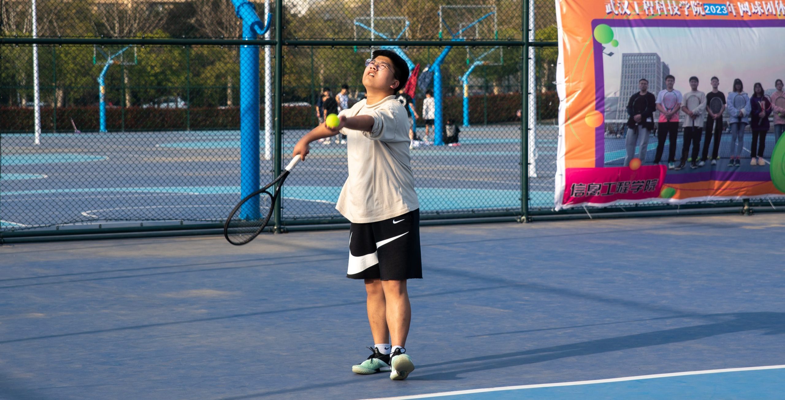 勇“网”直前 追“球”无限｜武汉工程科技学院2023年“网球团体赛”开赛