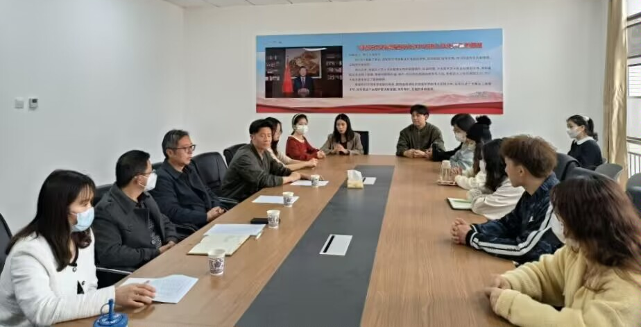 学生为本 多措并举 深入推进学风建设| 人文学院组织召开学生代表座谈会