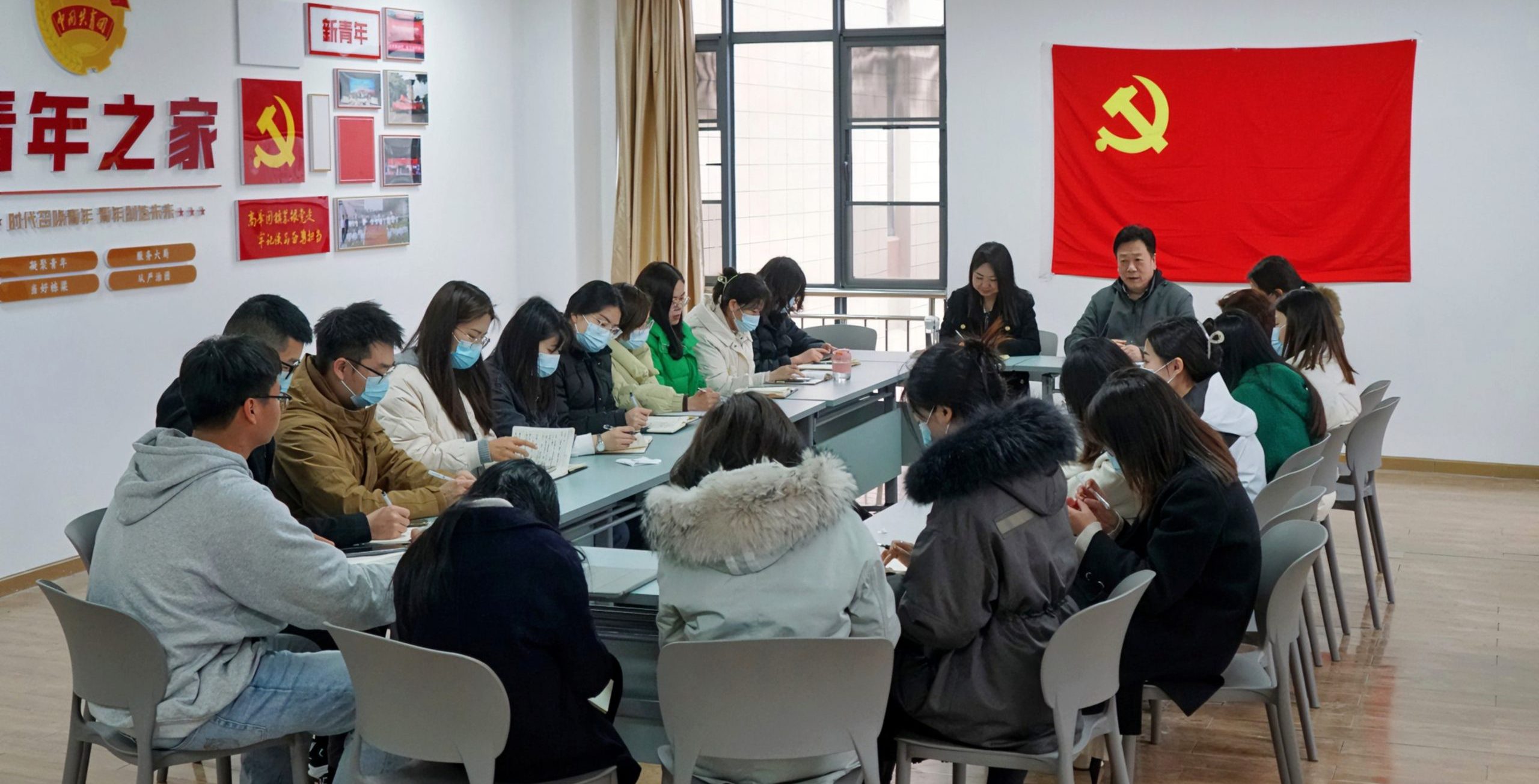 机械与工程学院教工一支部主题党日学习会议