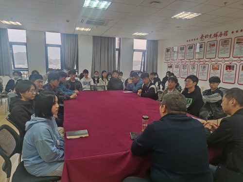 经济与管理学院召开学生信息员会议