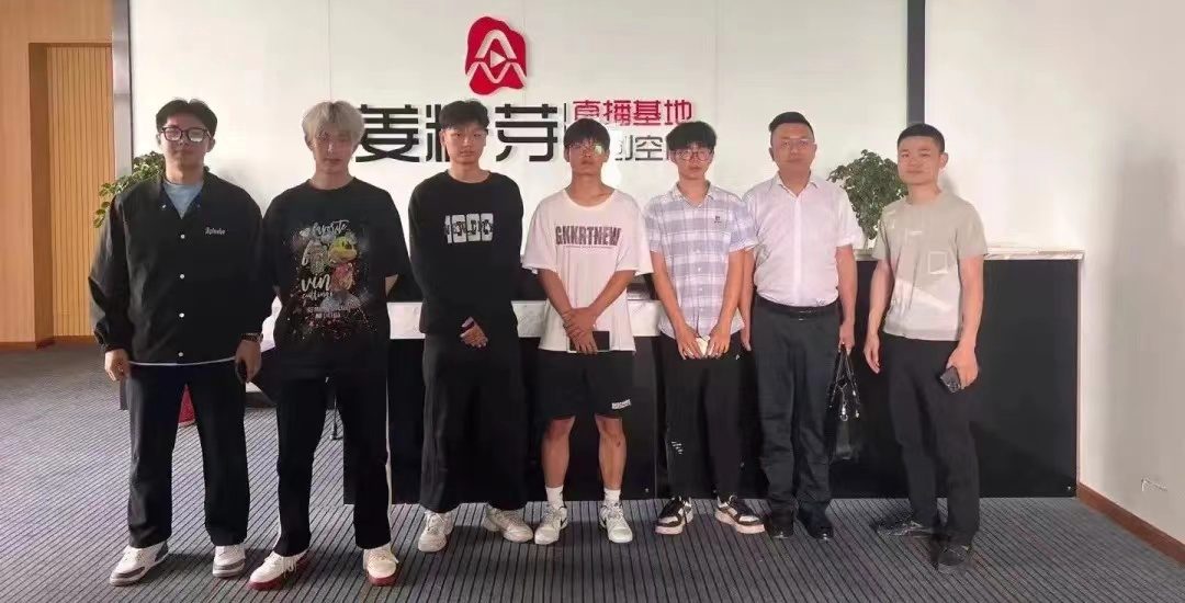 【小机智双创之星】|刘雨乐：不畏将来，不念过往