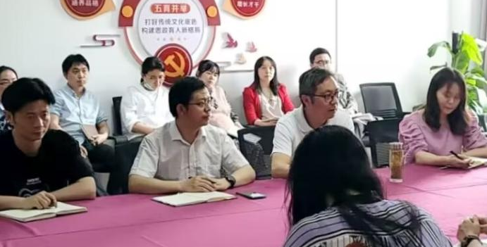 武汉工程科技学院人文学院召开教师队伍建设座谈会