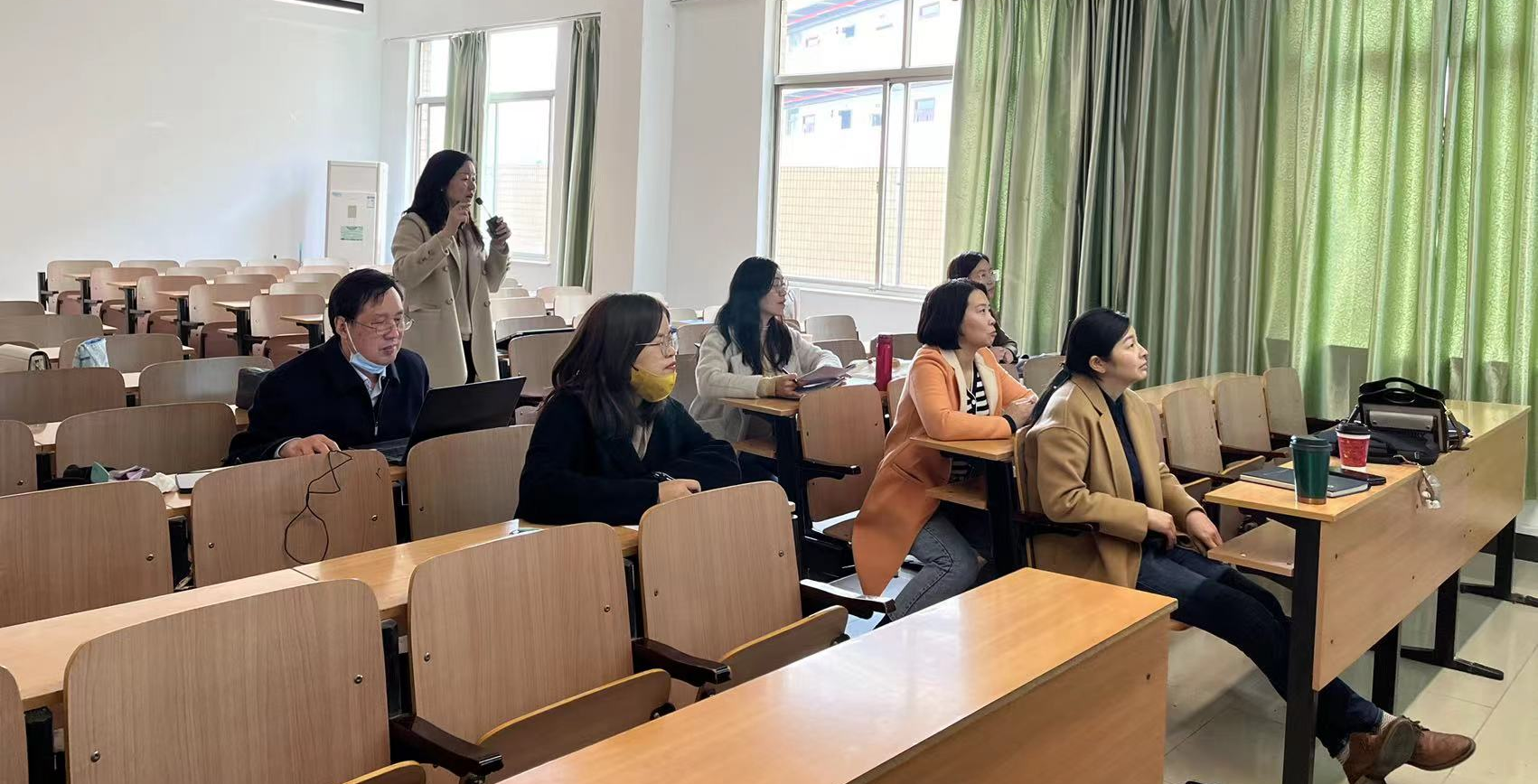 魅力课堂绽风采  示范引领共成长  中国近现代史纲要教研室开展教学示范观摩活动