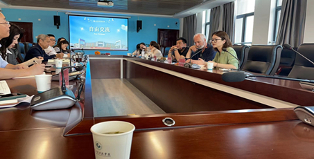 “美好生活社区建设”工作研讨会在我校顺利举行