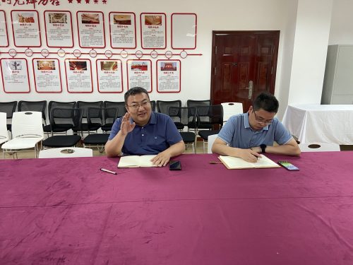 经济与管理学院召开第二次毕业生工作会议