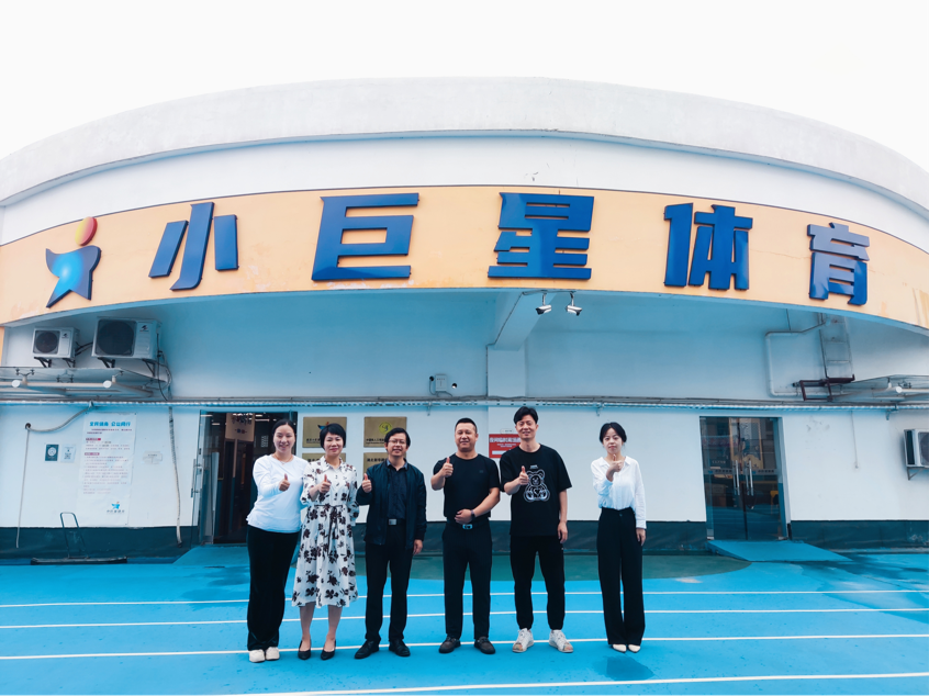 双向赋能 互惠共赢 ———人文学院开展“访企拓岗促就业”活动