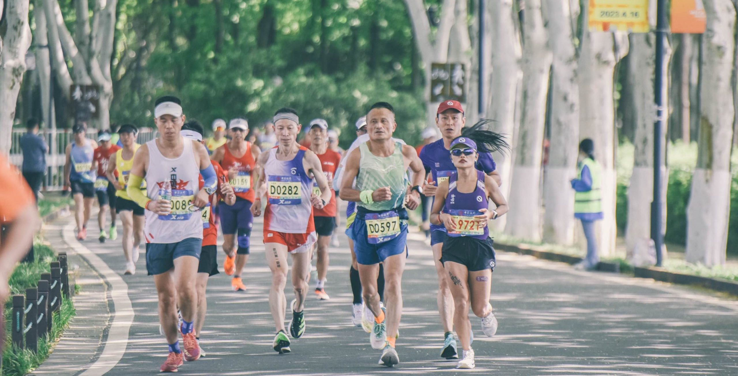 好汉归来｜我校11学子参加2023武汉马拉松志愿服务