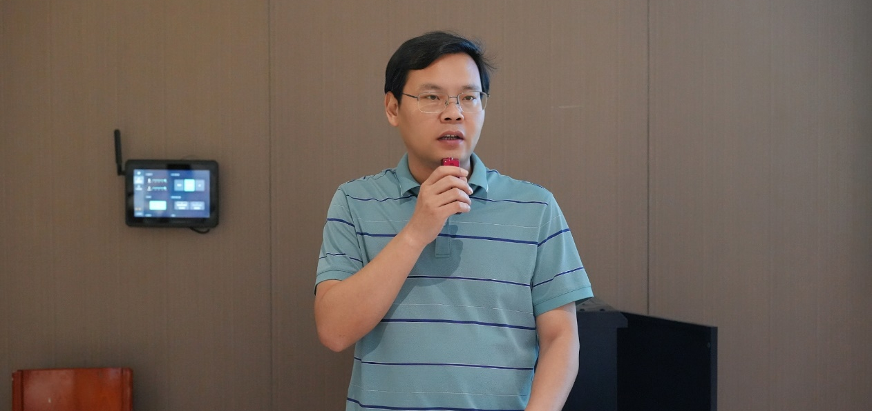 正确认识全球能源安全形势——学校党委常委、校长助理郭万春为22级学生  讲授形势与政策课