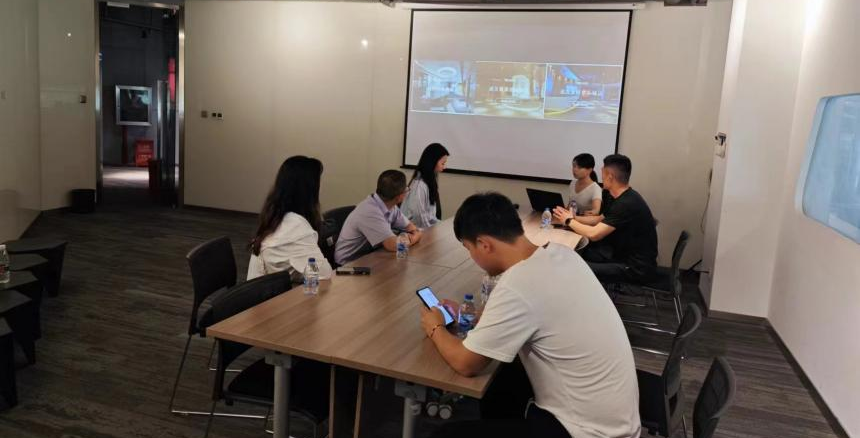 访企拓岗促就业 校企合作促发展 人文学院走访康斐斯健身进行深度交流