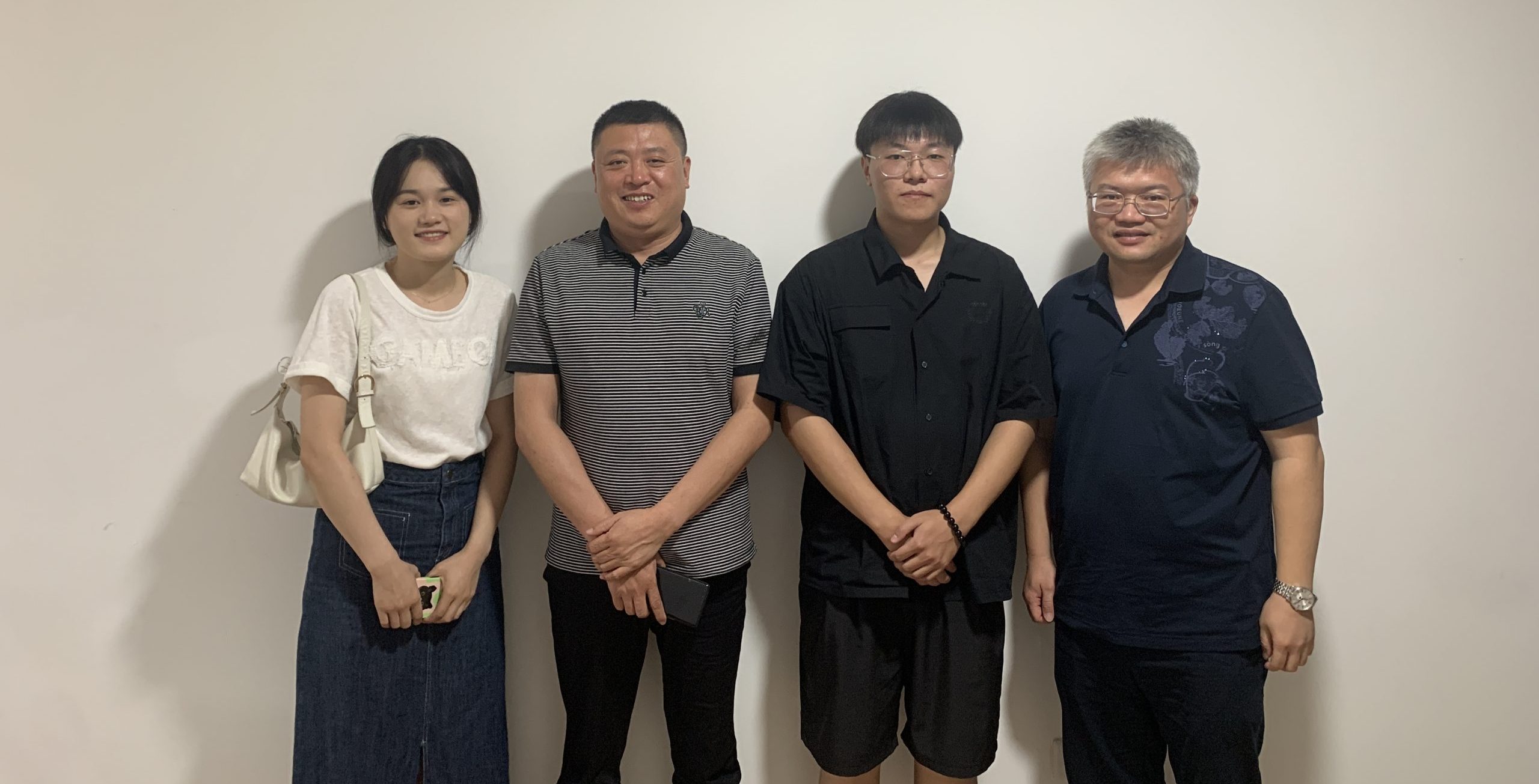 走进家门 携手育人｜武工院艺术与传媒学院辅导员暑期家访活动