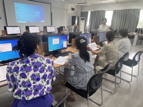 经管实验中心召开2023年秋季新学期开学工作布置会