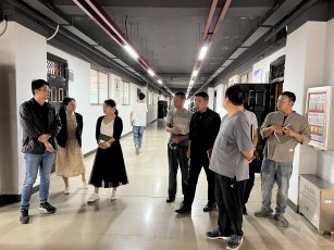 学校开展国庆节实验室安全检查工作