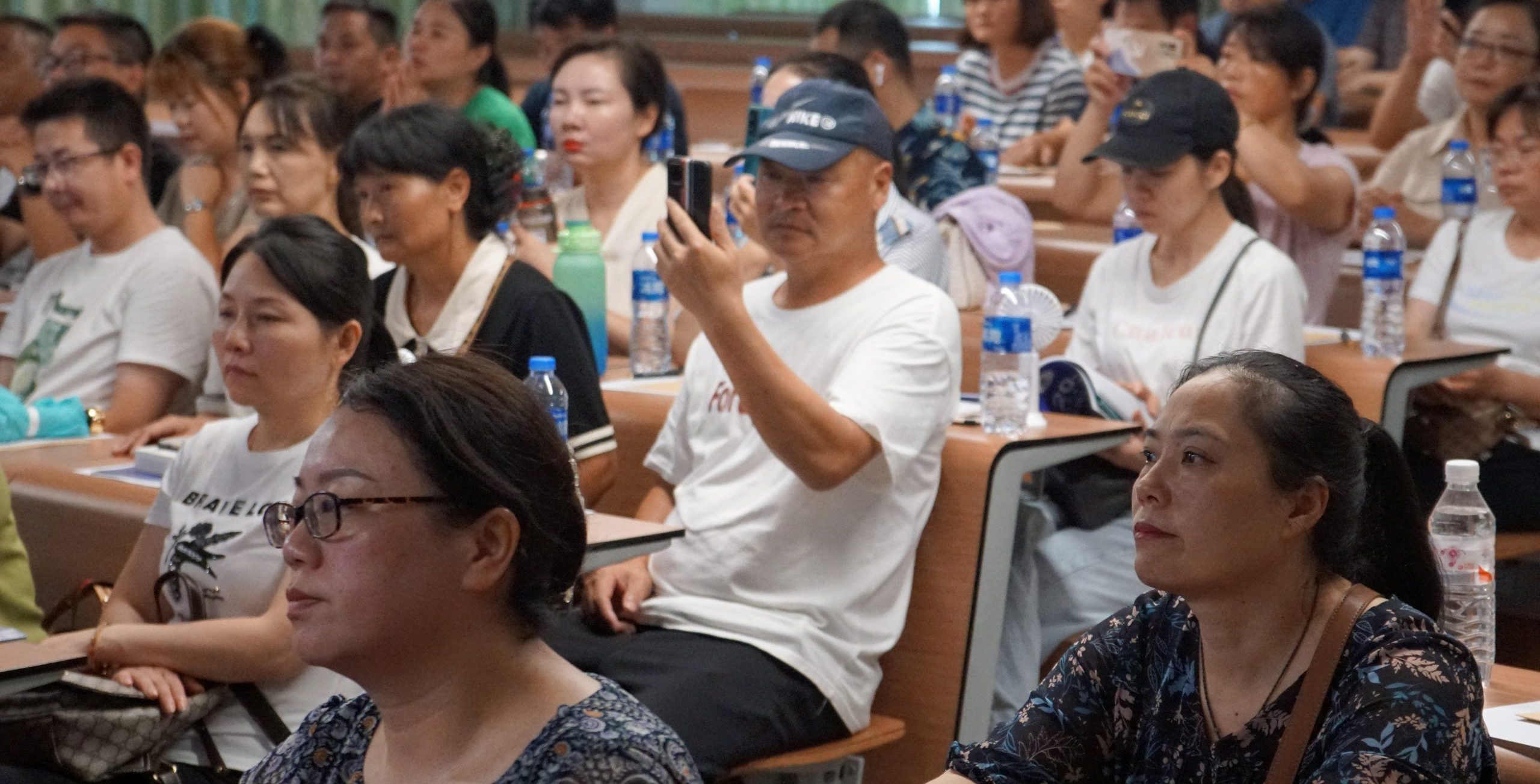 机械与工程学院23级新生家长会第二场顺利进行