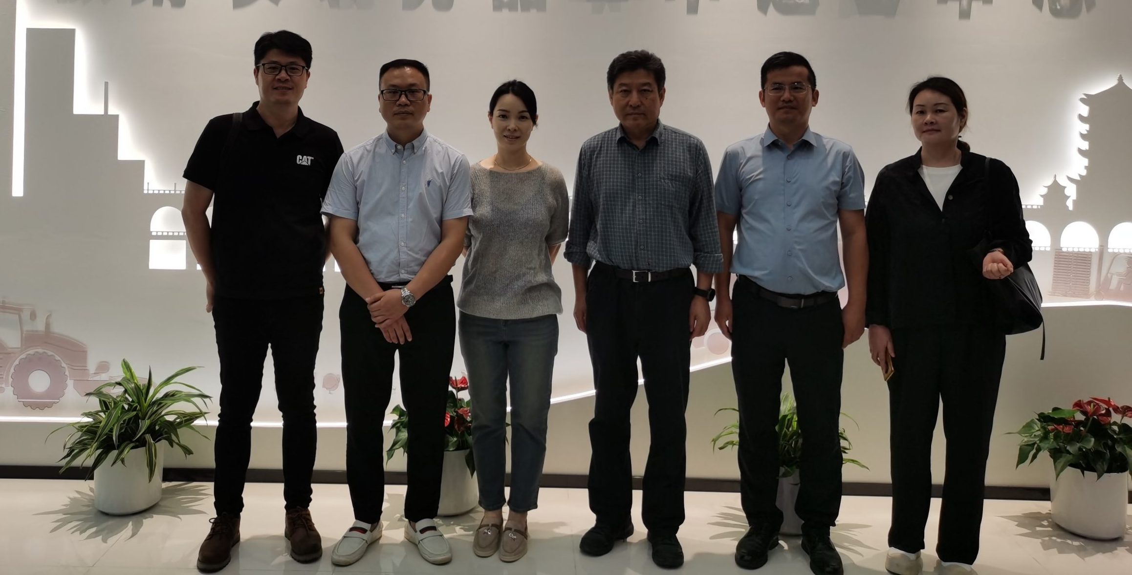 学校赴湖北省供销合作总社开展调研工作