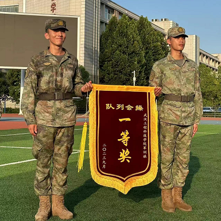 千帆过尽终不悔,万舸争流我自强——经管学院军训会操获一等奖