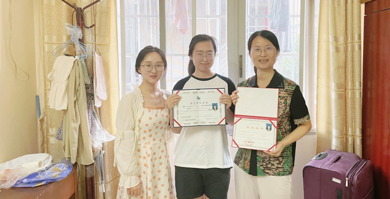 携爱出发，共育未来——经济与管理学院辅导员暑期家访活动（三）