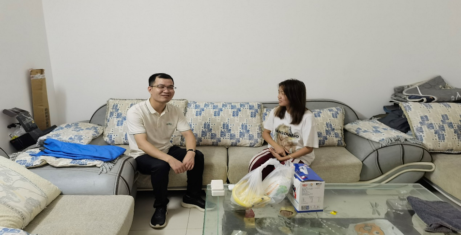 携爱出发，共育未来——经济与管理学院辅导员暑期家访活动（四）