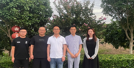 我院师生助力枝江市全国文明城市创建