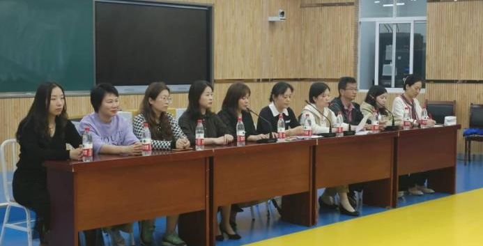 助力江夏中小学社团服务 打造武工院实践育人典范—— 江夏一中初中部对武工院人文学院社团服务师生的欢迎仪式