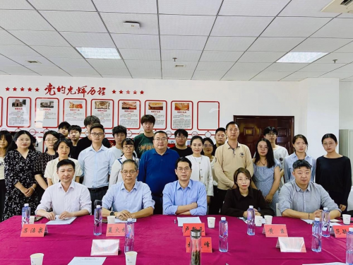 数字经济产业学院电子商务专业人才培养方案讨论会顺利召开