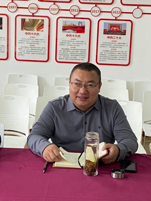 经济与管理学院召开党政联席（扩大）会议
