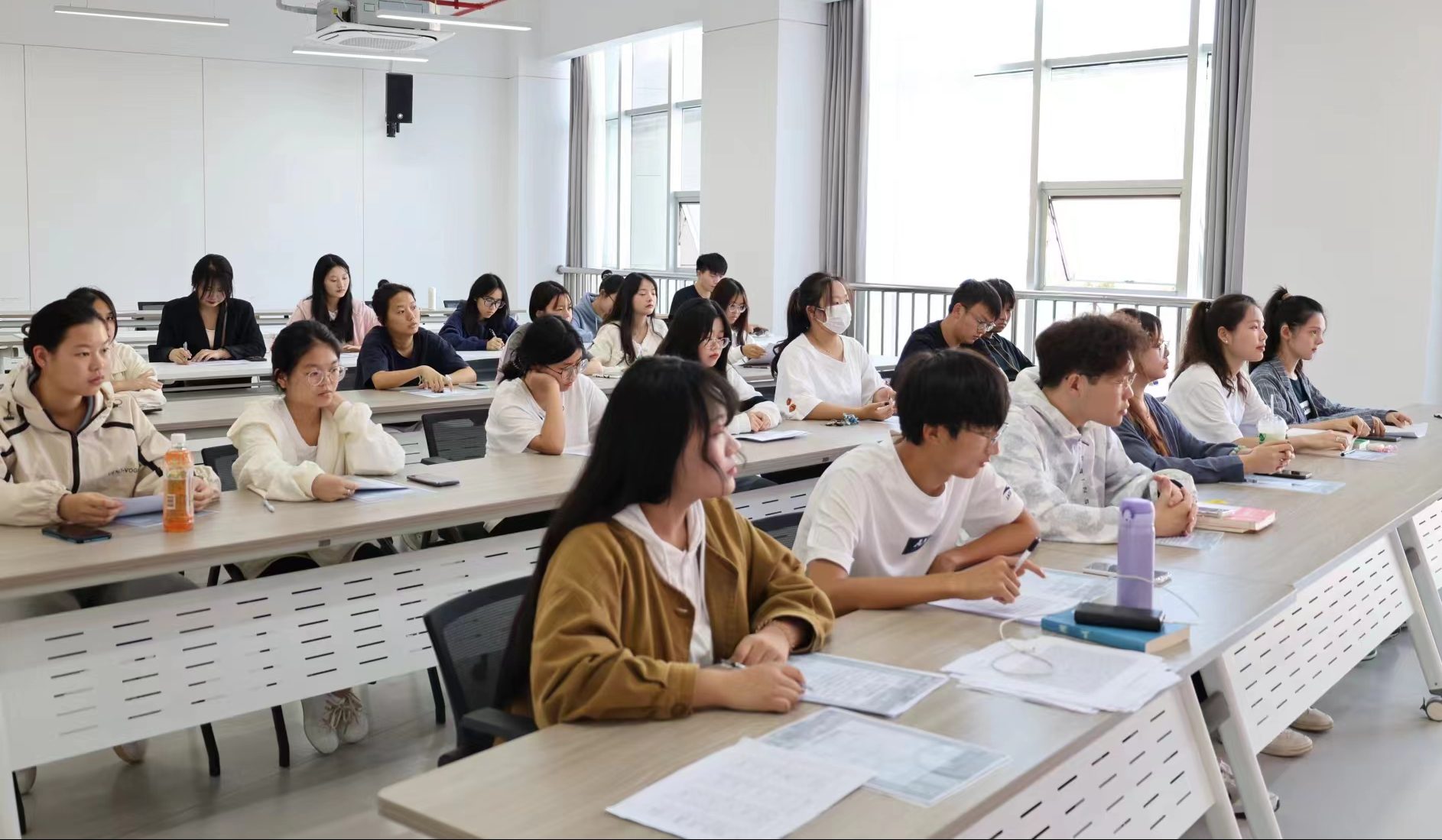 一喻围城，百态人生——博雅读书会第11期读《围城》