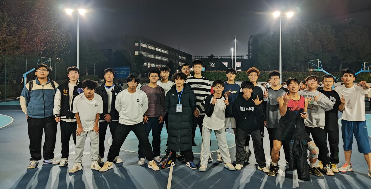 迎“篮”而上，“框”出胜利 ——2023级机械设计及其自动化专业篮球决赛