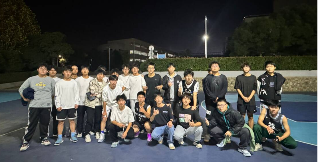 热血赛场，激情飞扬 ——2023级机械设计及其自动化专业篮球比赛