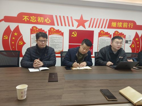 推进校企合作，深化产教融合