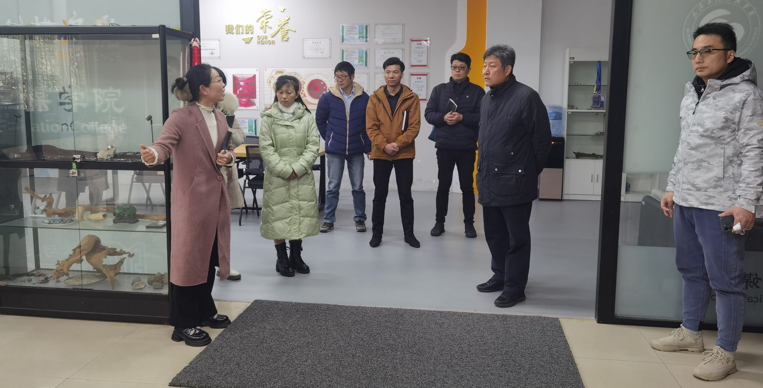 抓好假期安全 守护师生平安丨武汉工程科技学院开展2024年寒假前安全大检查