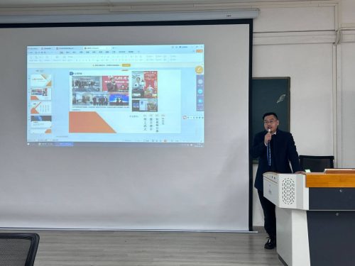 武汉工程科技学院电商直播协会成功举办企业培训活动