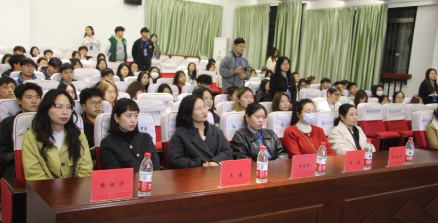 保安全，促文明——经济与管理学院开展宿舍查寝活动