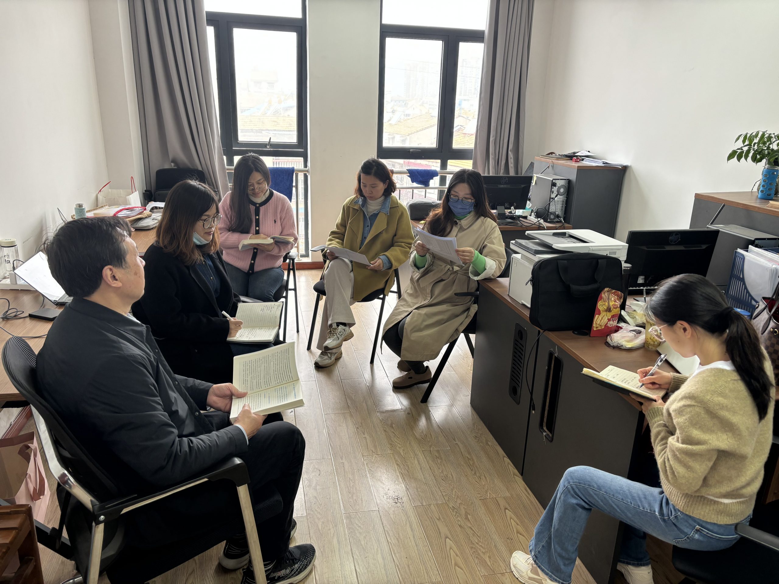 数字化赋能思政课教学  深入推进课堂教学改革——马院纲要教研室召开混合式课程建设工作推进会