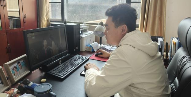 安全防范 呵护成长 人文学院组织集中收看“2024年春季学校火灾疏散逃生演练公开课”