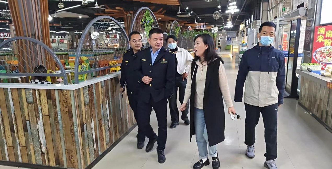 食品安全 | 江夏区市场监督管理局督查我校食品安全工作
