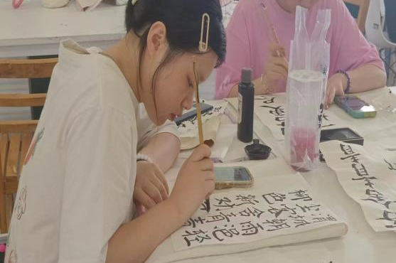 “一笔一画，书尽风华” ——人文学院第三届师范技能大赛三笔字组复赛成功举办