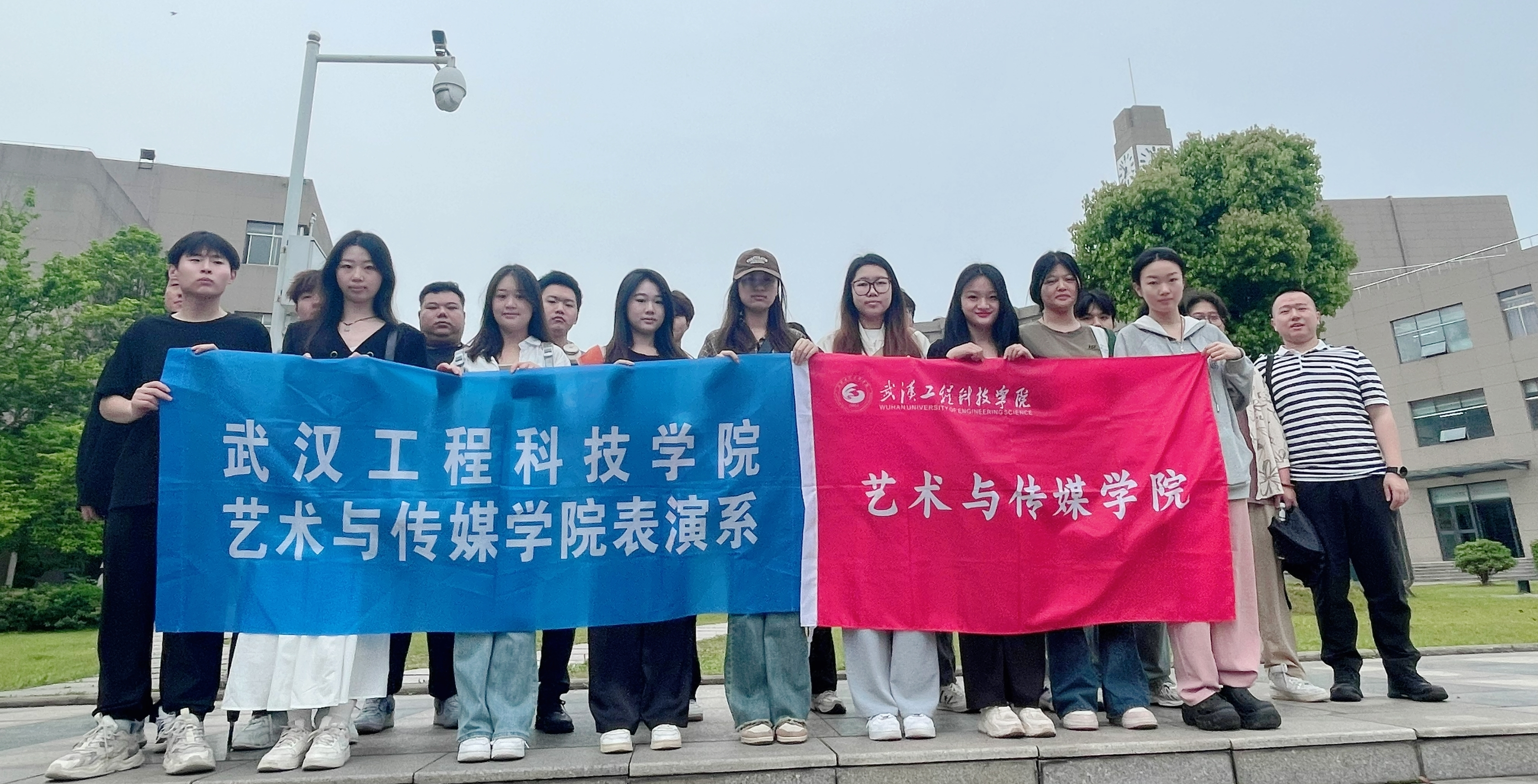 武工院学子精彩演绎《浴火玫瑰》